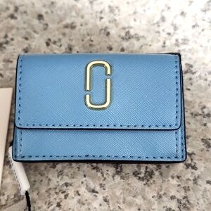 Marc Jacobs Leather Wallet w/Free MJ Earrings